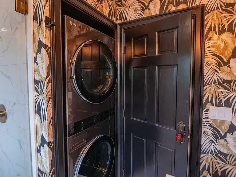 82 Webb St #2L — Photo 10