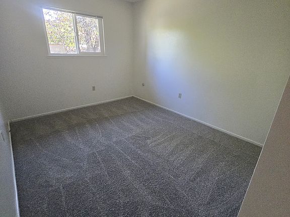 5th image of 4328 Princeton Ct