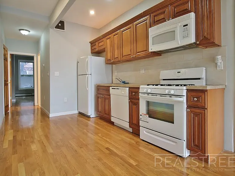 479 Hicks St #1L — Photo 3