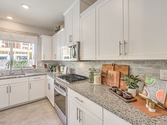 5th image of 353 Nesting Dove St Lot 283