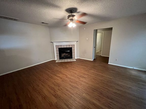 4th image of 9106 Japonica Ct #A