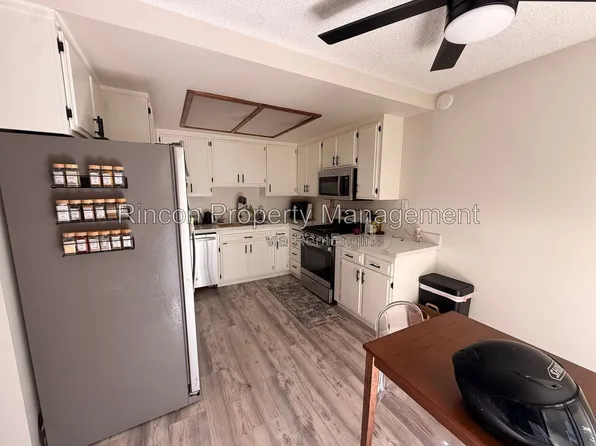 411 Canterbury Way, Oxnard, CA 93033