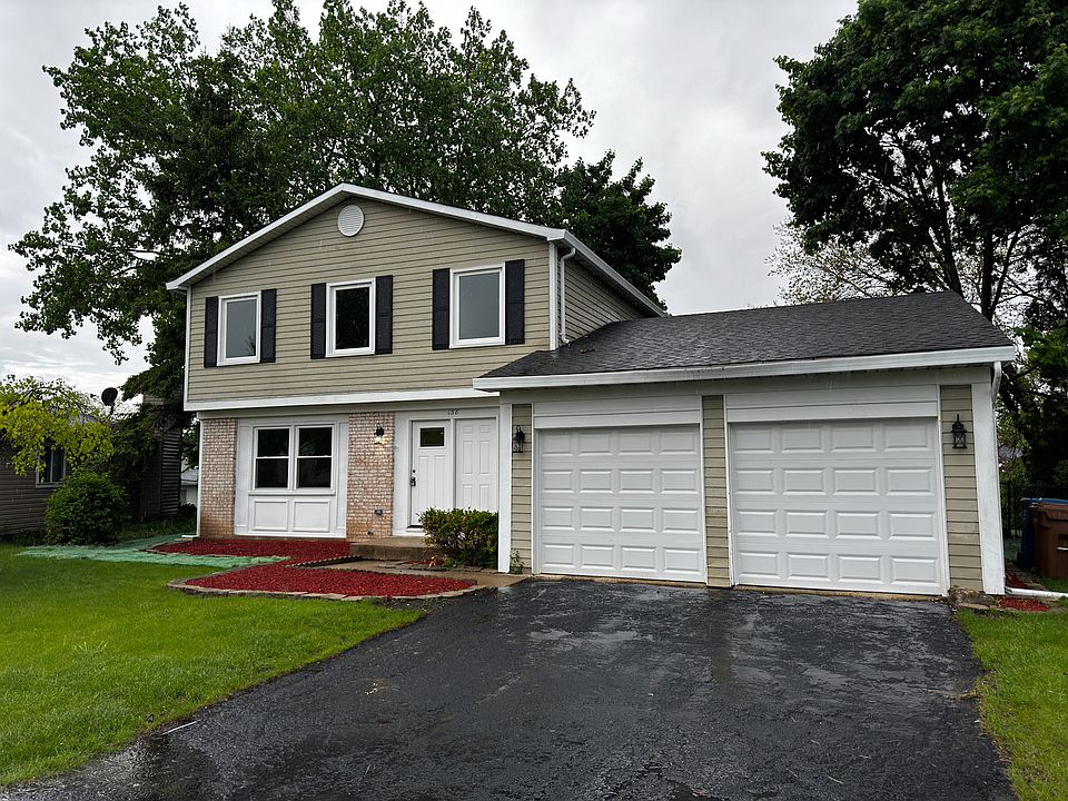 1st image of 138 W Wrightwood Ave