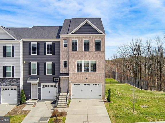 4th image of 1023 Highpoint Trl