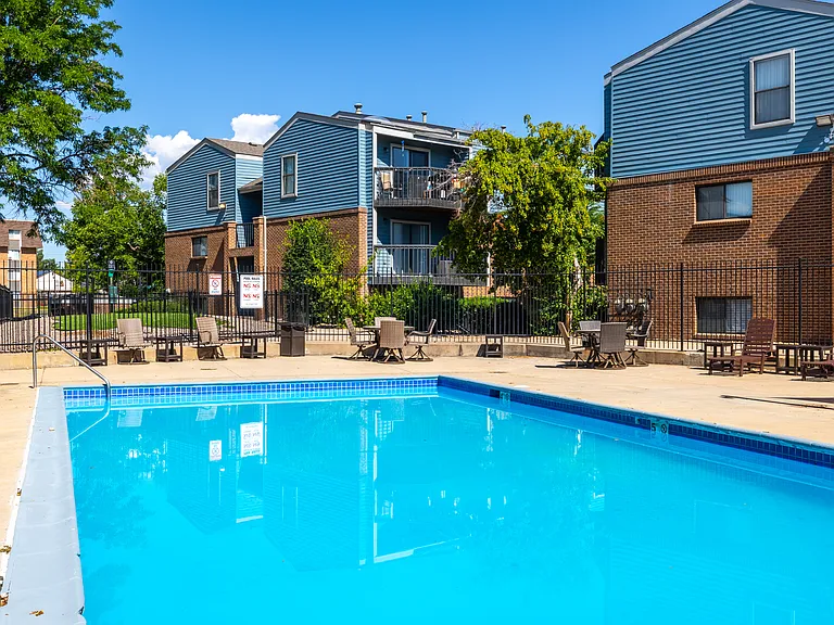Parkside Apartments — Photo 9
