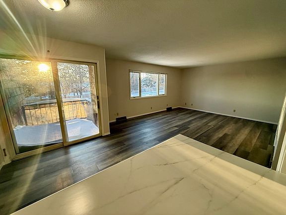 4th image of 2508 S Cliff Ave #2