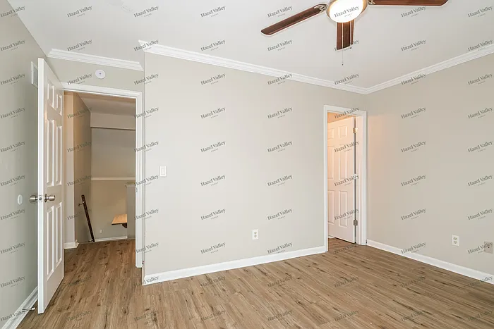 451 Xavier Ct — Photo 9