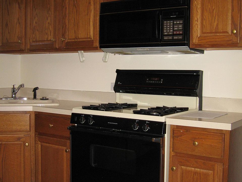 2nd image of 617 7th Ave