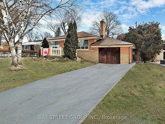 2nd image of 42 Rougecrest Dr