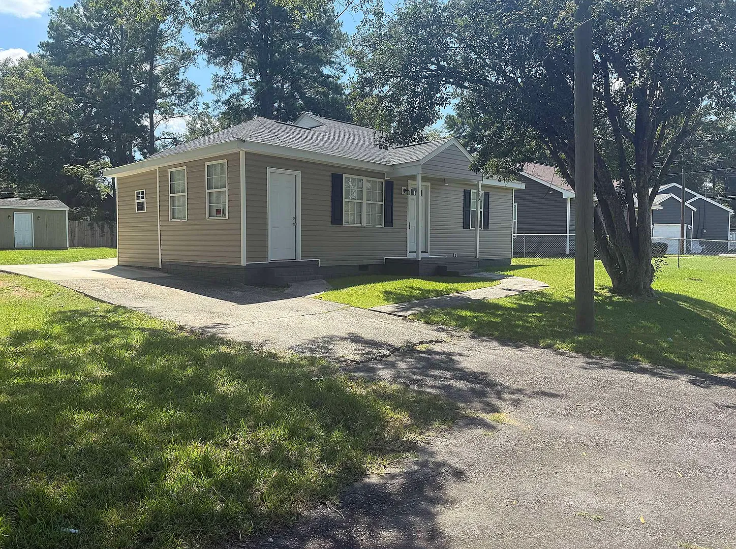 113 Rose Street — Photo 2