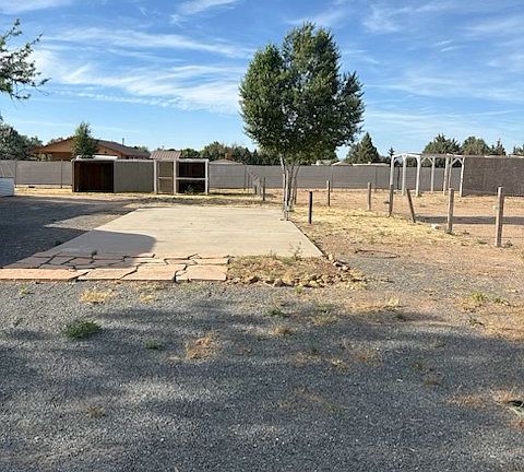 3rd image of 2083 Mohave St