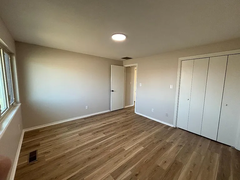 4705 N Derek Ct — Photo 9