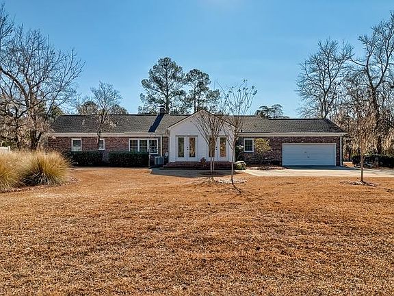 4th image of 336 Colonial Dr