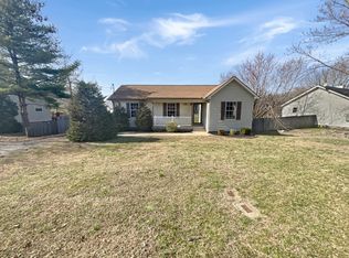 1530 Ridgemont Dr, La Vergne, TN 37086