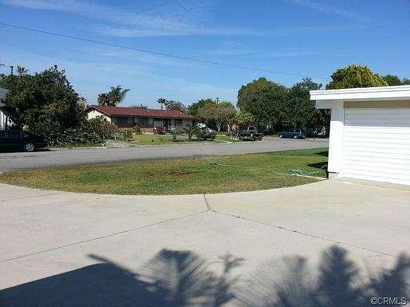 4th image of 11812 Brookshire Ave