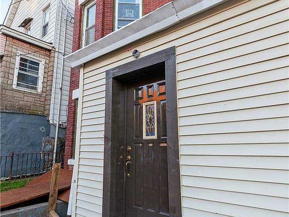2nd image of 3226 99th St