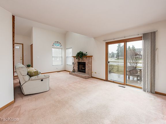 4th image of 3162 Anton Dr