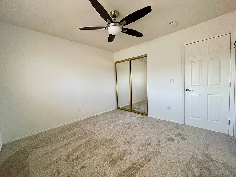 845 E Ave #G — Photo 9