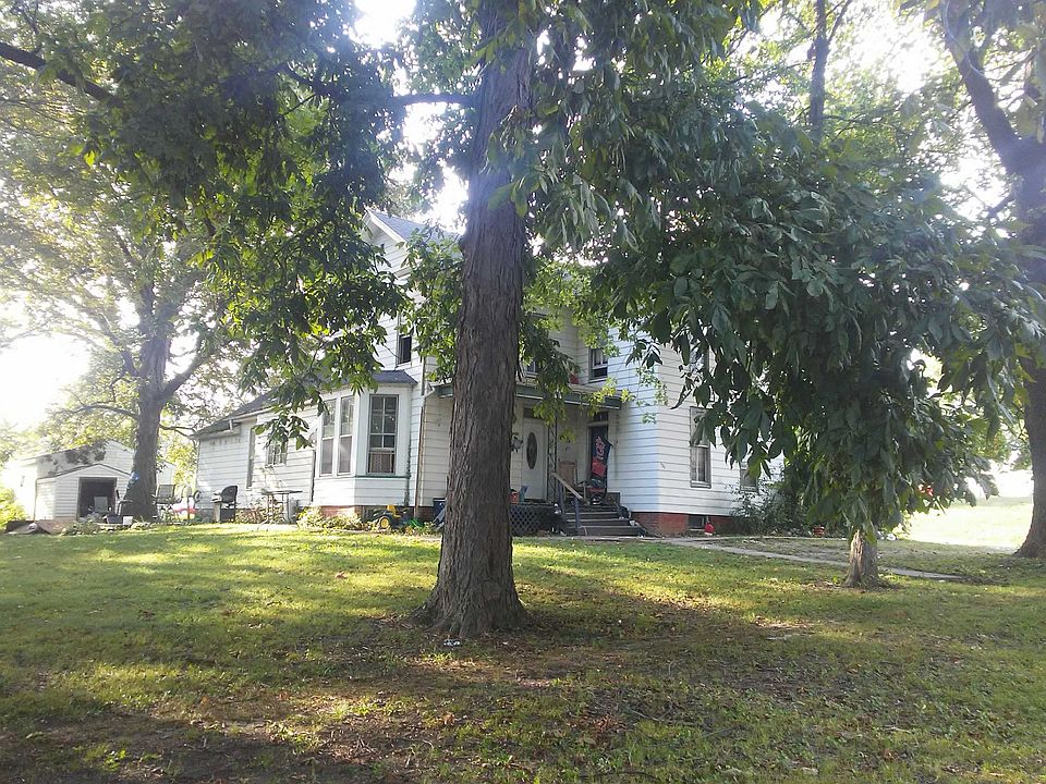 2nd image of 501 S Locust St
