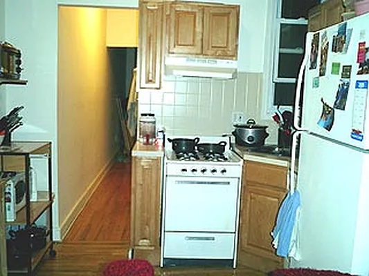 Rented by R New York | media 16