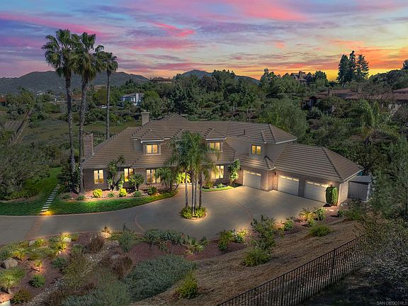 2nd image of 17941 Vista Lomas Dr