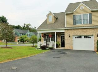 25 Spring View Dr, Staunton, VA 24401