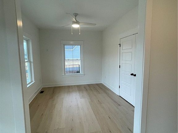 3rd image of 9586 Seven Sisters Dr