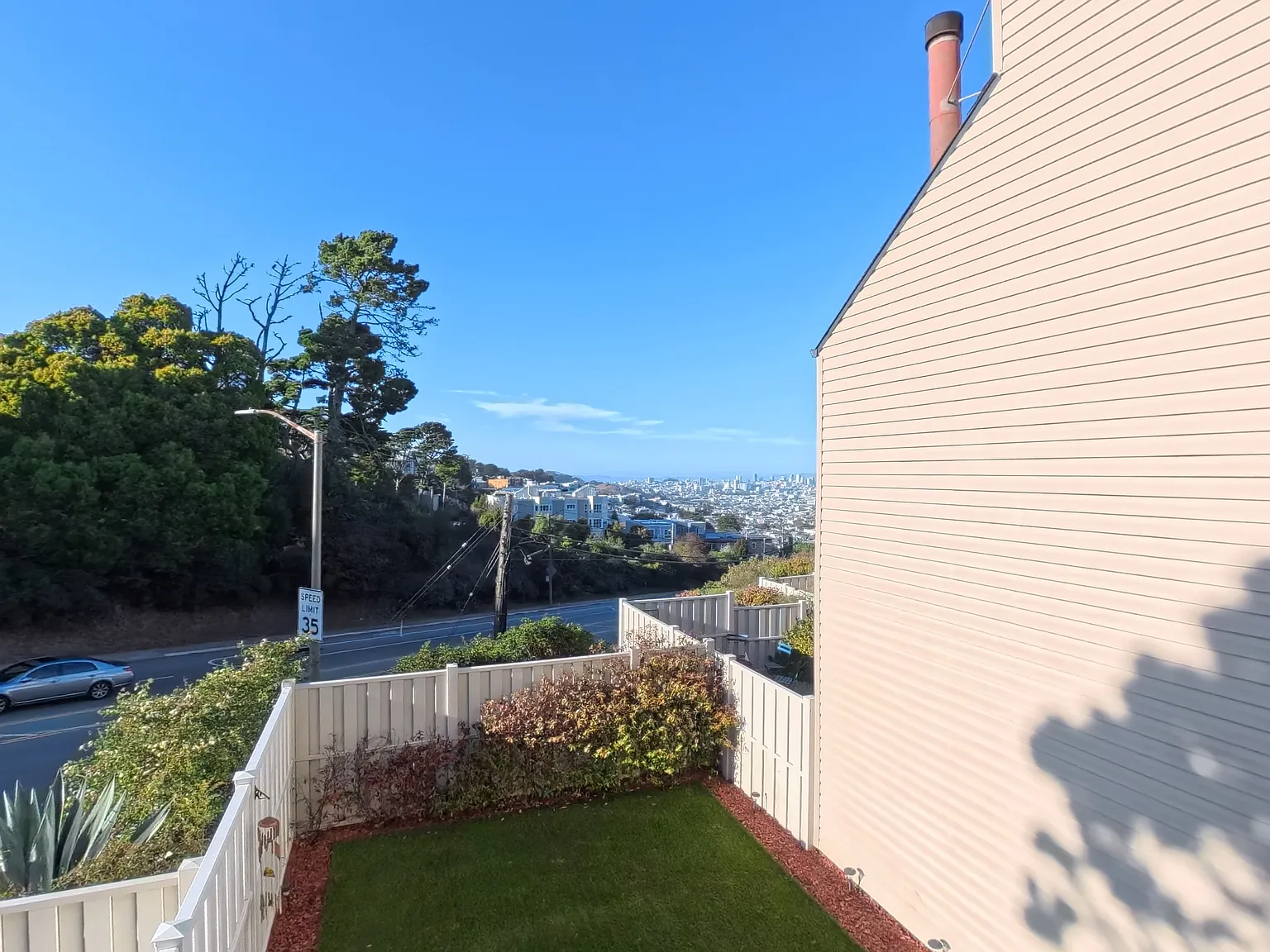 Diamond Heights Townhouse — Photo 2