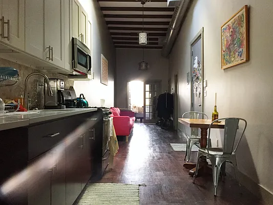 Rented by EXR | media 67