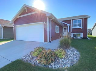 723 Sonoma Valley St, Brookings, SD 57006