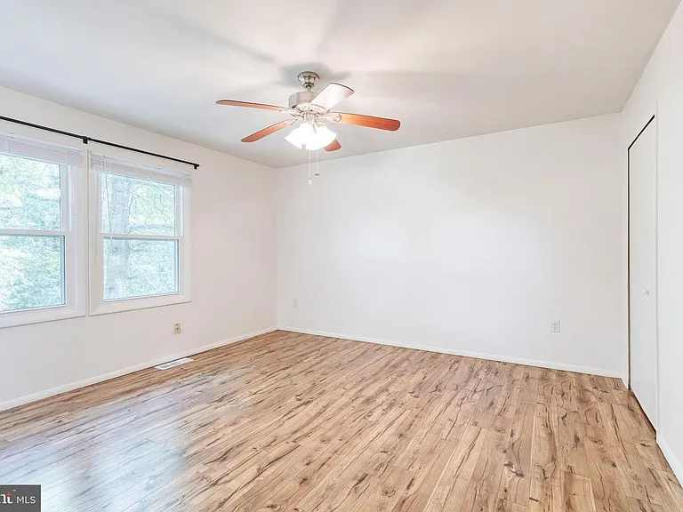 2249 Four Seasons Dr — Photo 12