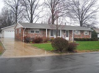 24 Meadowlark Ct, Granite City, IL