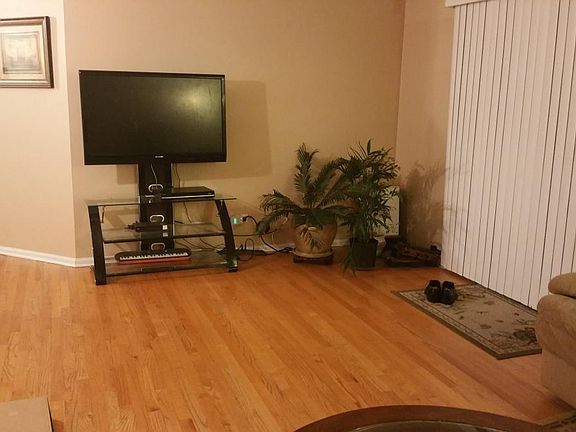 3rd image of 8912 Steven Dr APT 1G