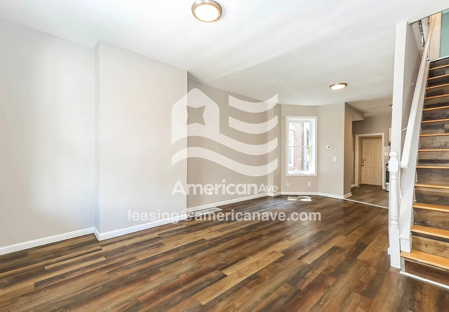 3 bed, 1.0 bath, 953 sqft, $1,297 — Photo 3