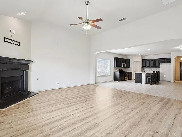 15628 Carlton Oaks Dr — Photo 4