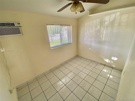 4th image of 325 NW 20th Ave #B