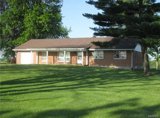 299 Windy Hill Rd, Elsberry, MO 63343