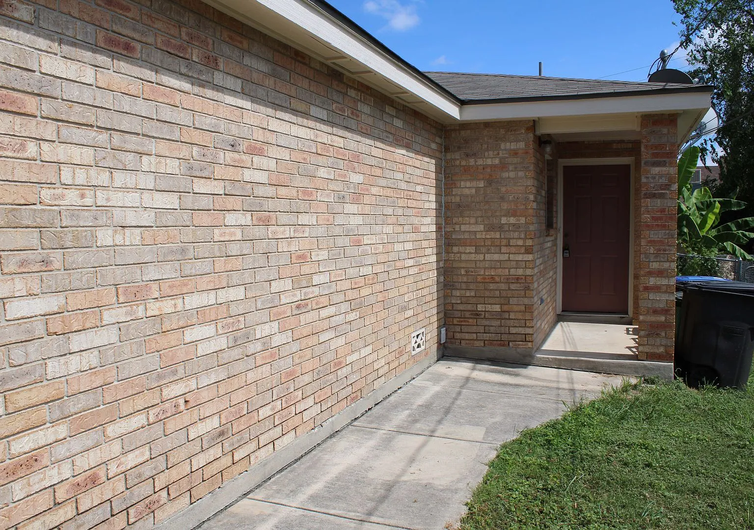 Stoneridge Duplex - North East I.S.D. — Photo 3