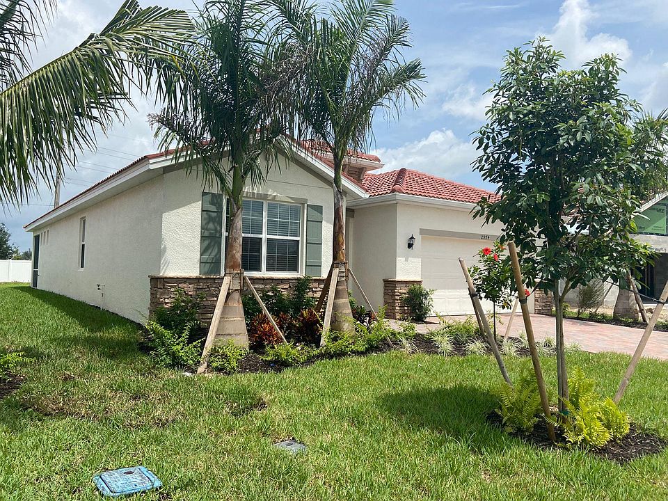 1st image of 2974 Royal Gardens Ave