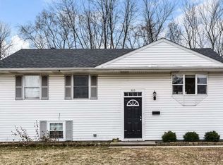 303 Montrose Dr, Romeoville, IL 60446