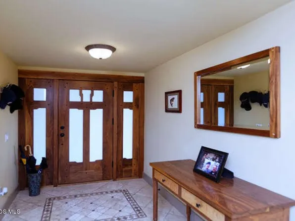 6605 E Bayberry St, Oak Park, CA 91377