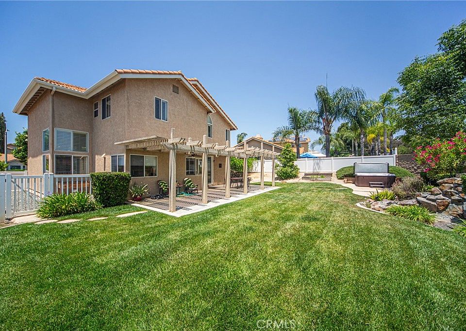 1st image of 39572 Ramshorn Dr