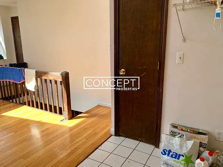 8-10 Shepard St #1 — Photo 7