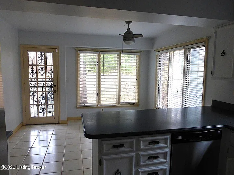 2311 Fallsview Rd — Photo 14