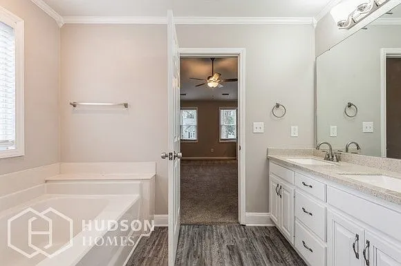 2802 Cross Tie Ln — Photo 15