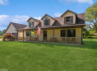 3028 W Wagner Rd, Buchanan, MI 49107