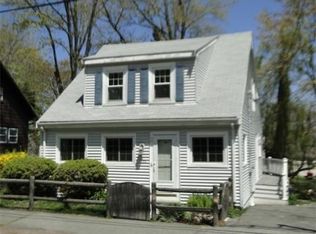 94 Garfield Ave, Lynn, MA 01905