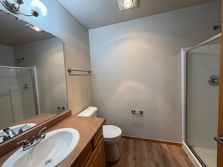Centerwood Apartments — Photo 10