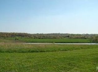 1 Eagle Crest Ct, Winfield, MO 63389