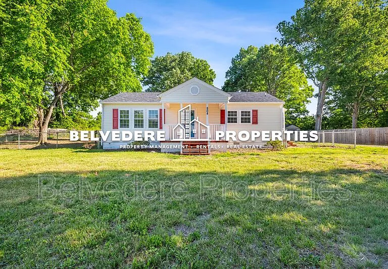 804 Graylyn Dr — Photo 4